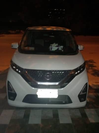 Nissan Dayz Highway Star XPro pilot 2022
