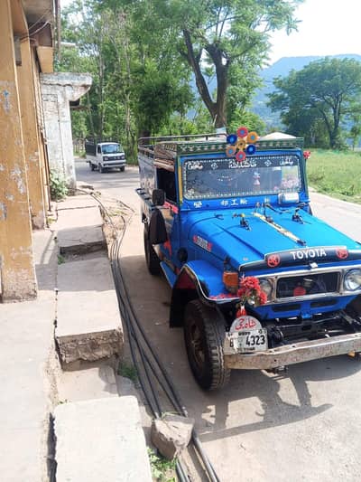 tayota jeep 1979