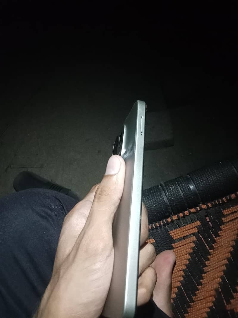 Itel A100 c 1