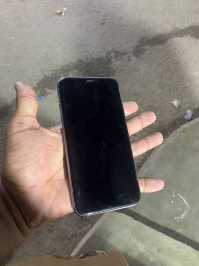 Apple iPhone 11