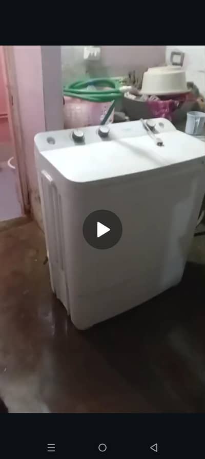 Dawlance twin tub slightly used
