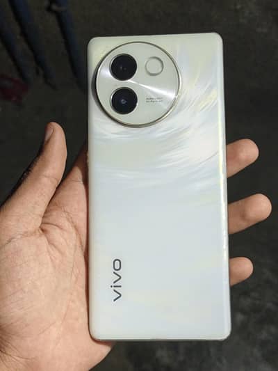 Vivo V30E