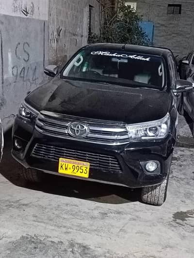 Toyota Revo 2018 Chat K Ilawa Baki Shower Due To scratches