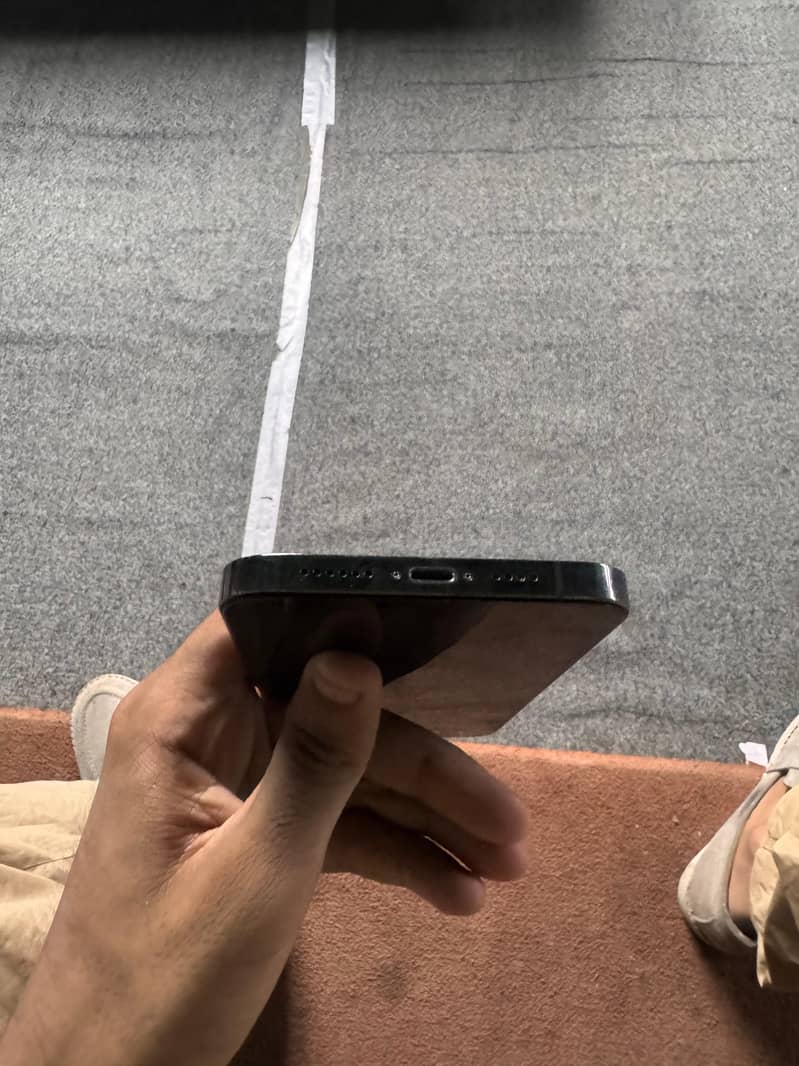 Apple iPhone 12 Pro Max 3