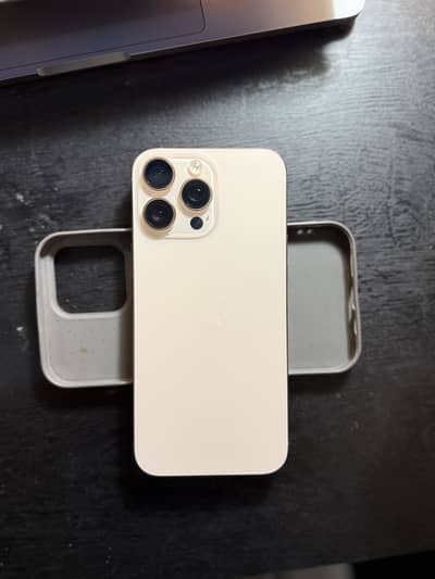Apple iPhone 16 Pro Max