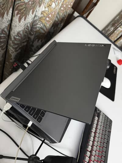 Lenovo Legion 5 16IRX9