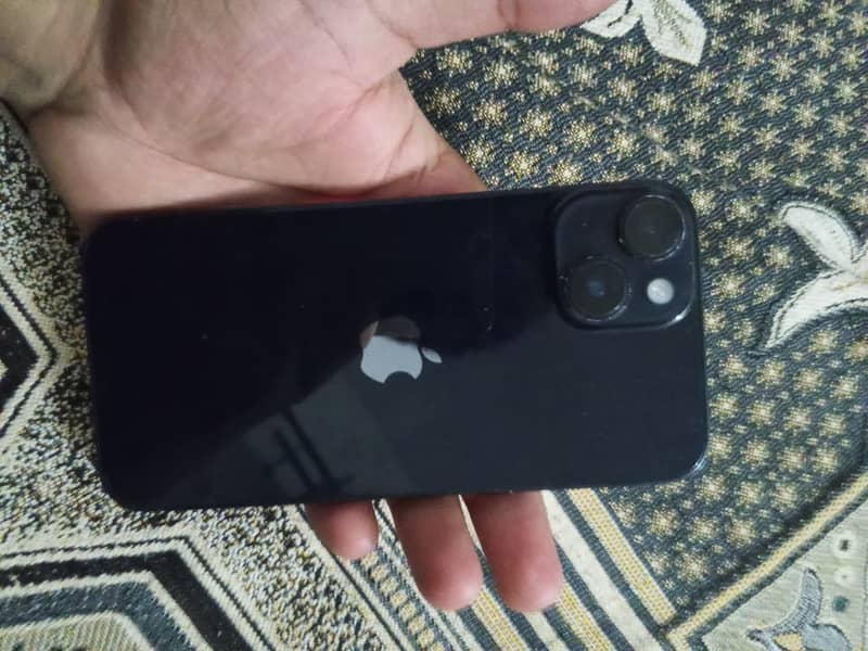 Apple iPhone 14 4