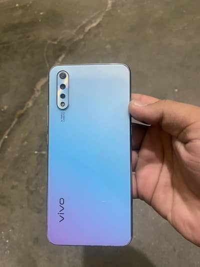 Vivo S1