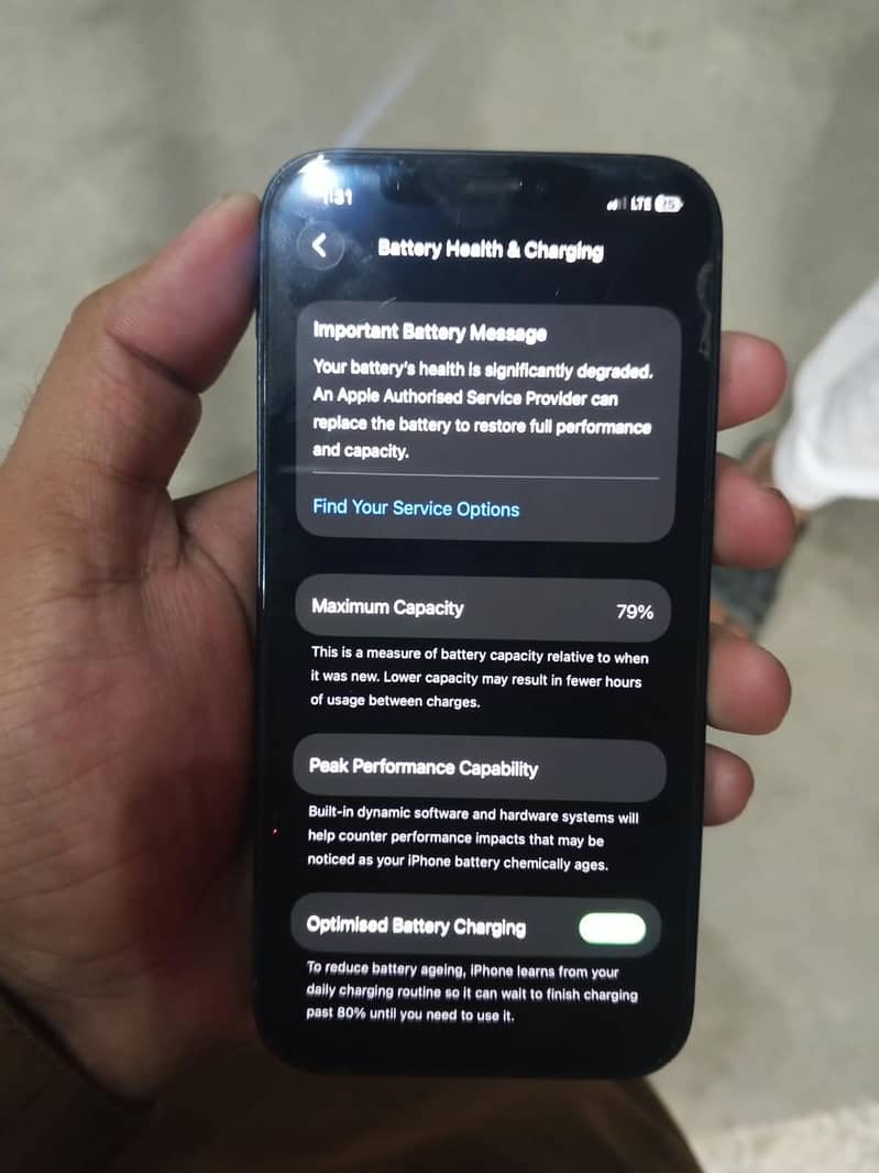 Apple iPhone 12 2
