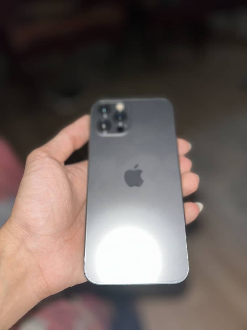 Apple iPhone 12 Pro 7