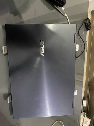 ASUS Zenbook flip 13