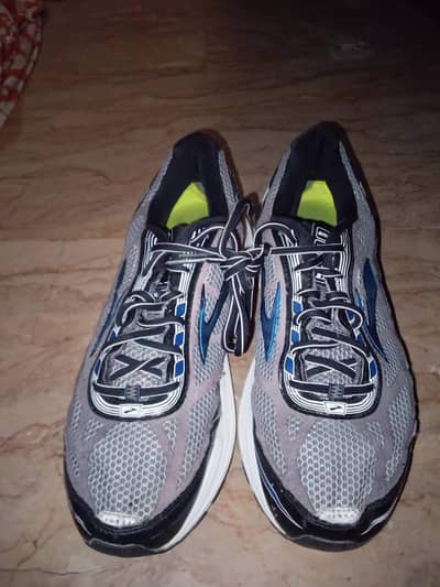 All brand shoes imported preloved