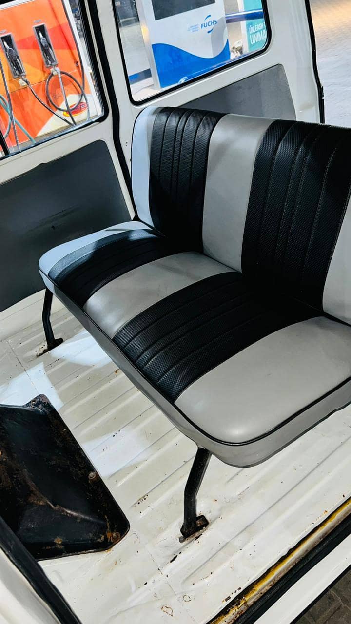 Suzuki Bolan 2002 6