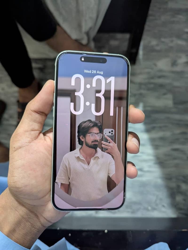 Apple iPhone 17 Pro Max 2