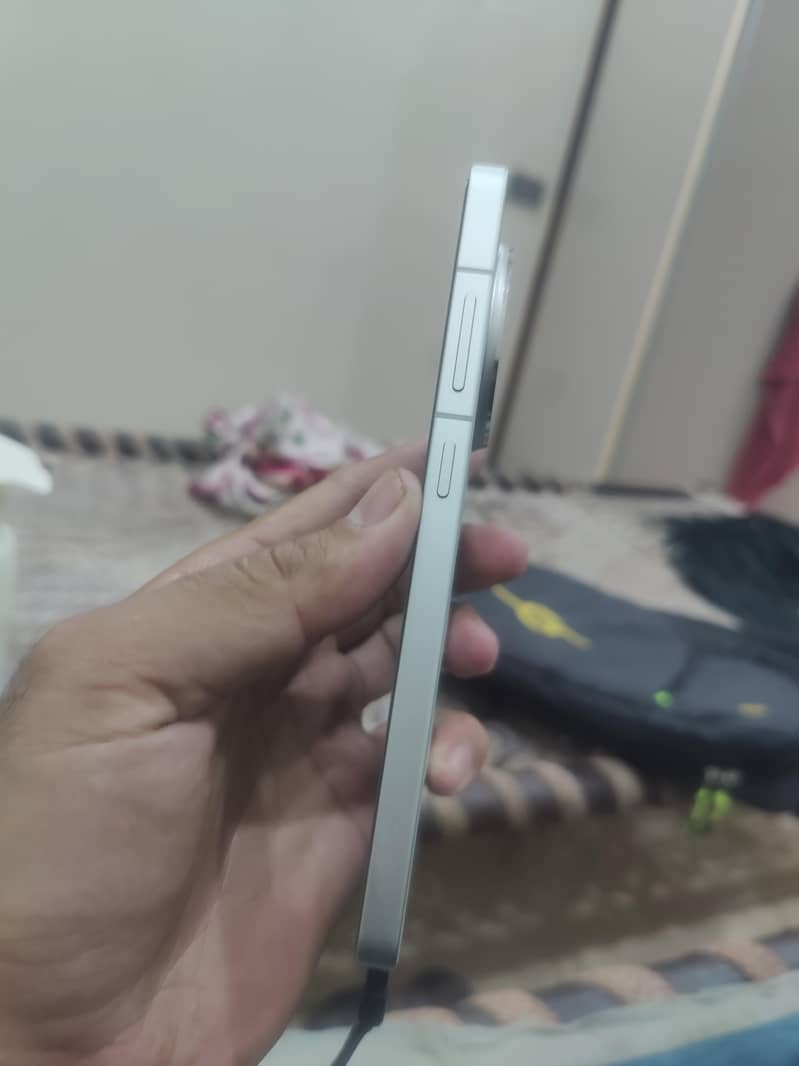 Oneplus 13r 4