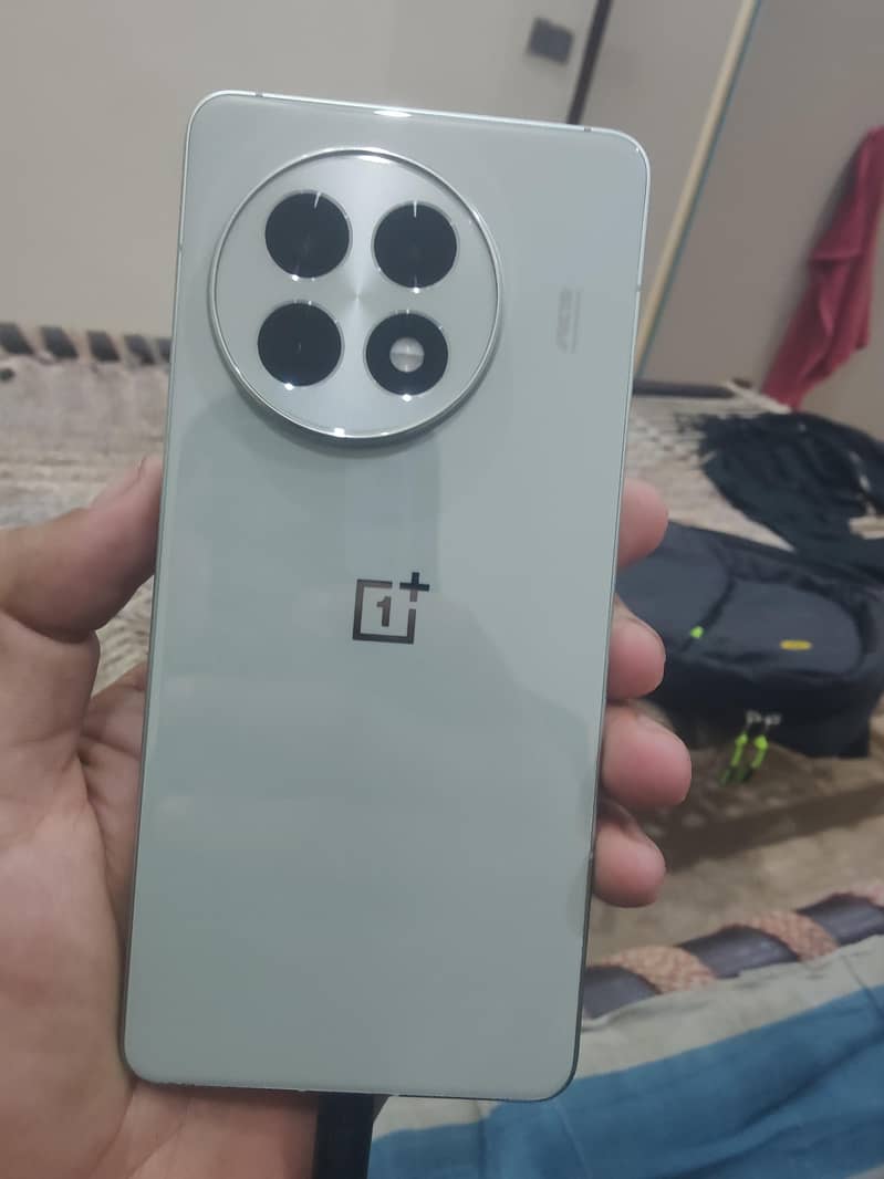 Oneplus 13r 5