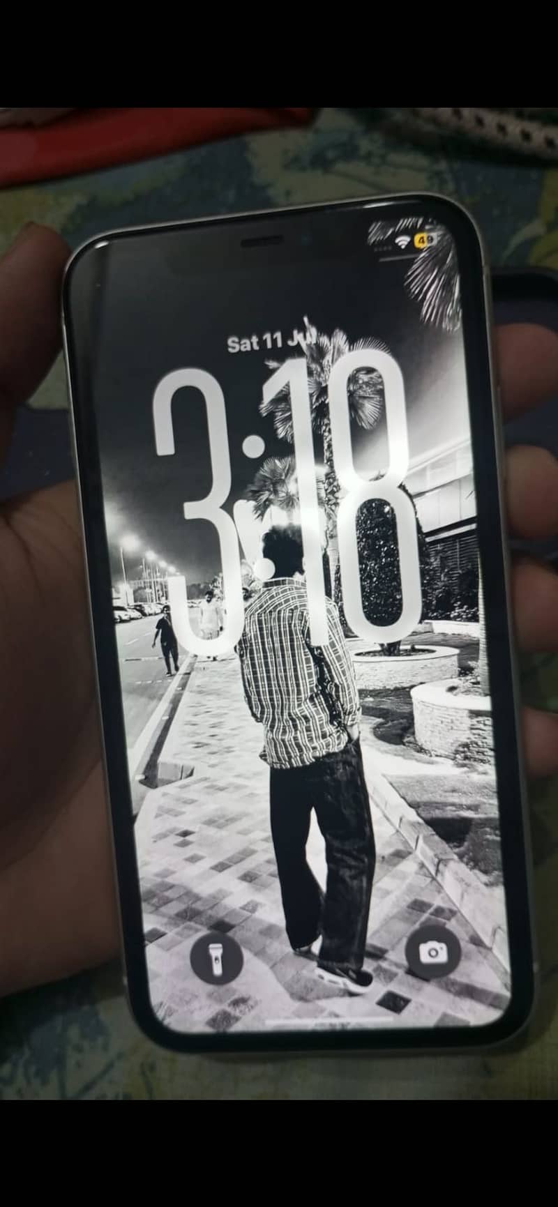 Apple iPhone 11 0