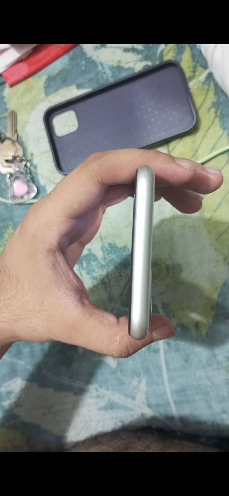 Apple iPhone 11 3