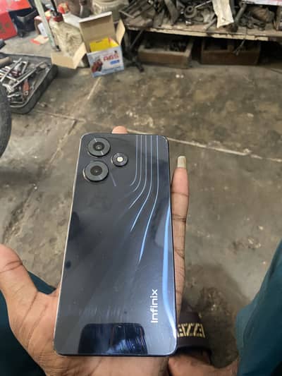 Infinix Hot 30