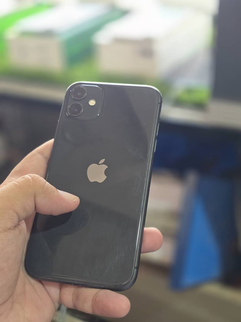 Used mobile 4