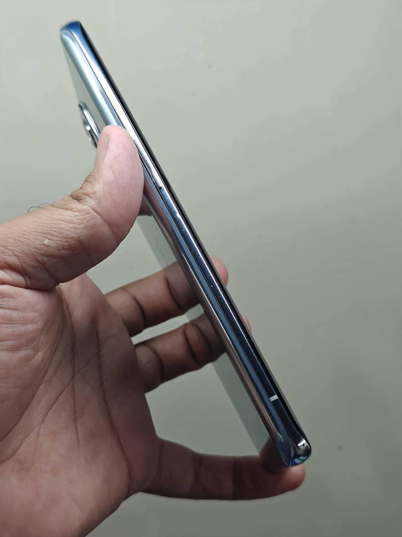 One Plus 9 Pro 256 5
