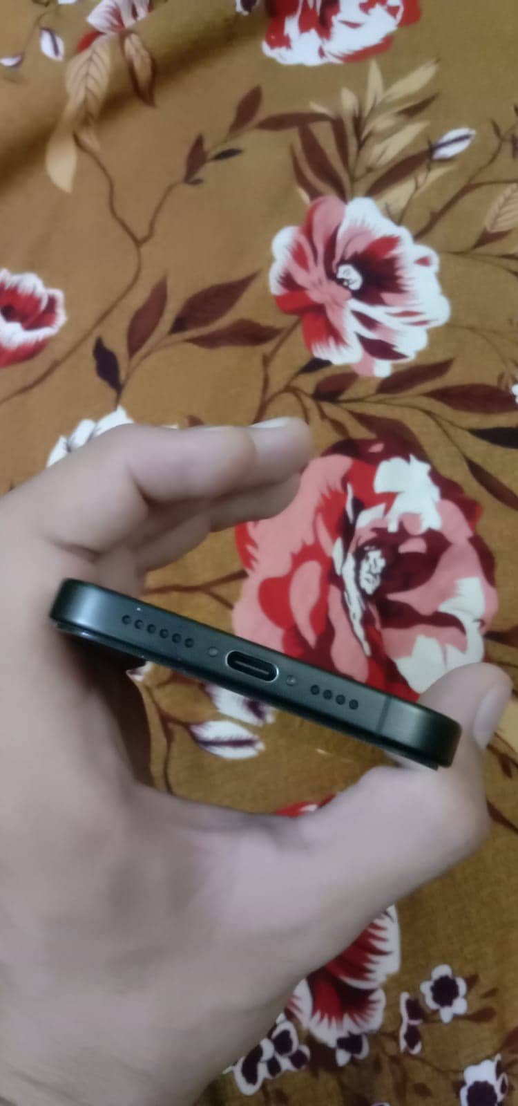 Apple iPhone 15 Pro Max 5