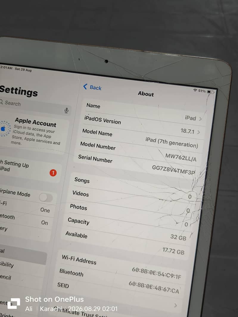 iPad 7 Generation 32GB 3