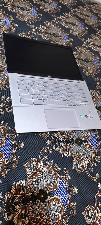 i5 10th HP C640 Chromebook Laptop window 11 installed Touch 360