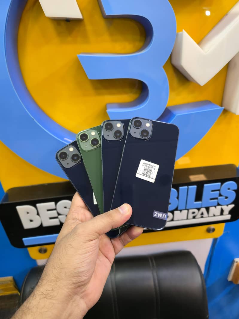Apple iPhone 13 3