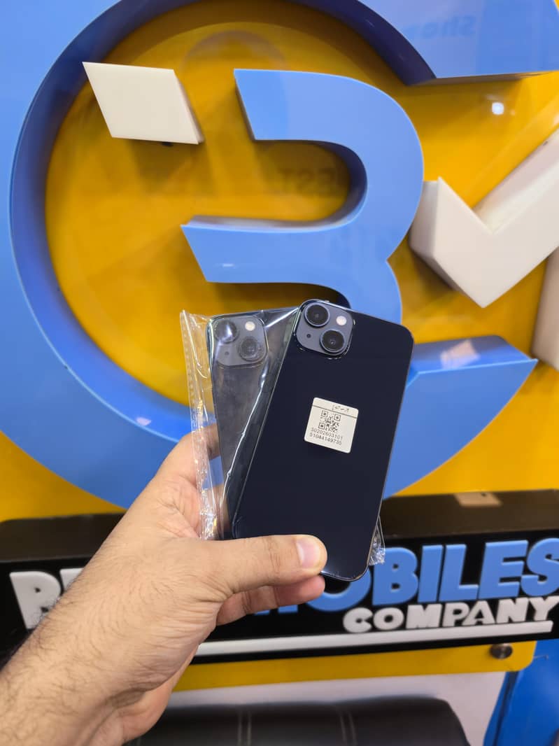 Apple iPhone 13 7