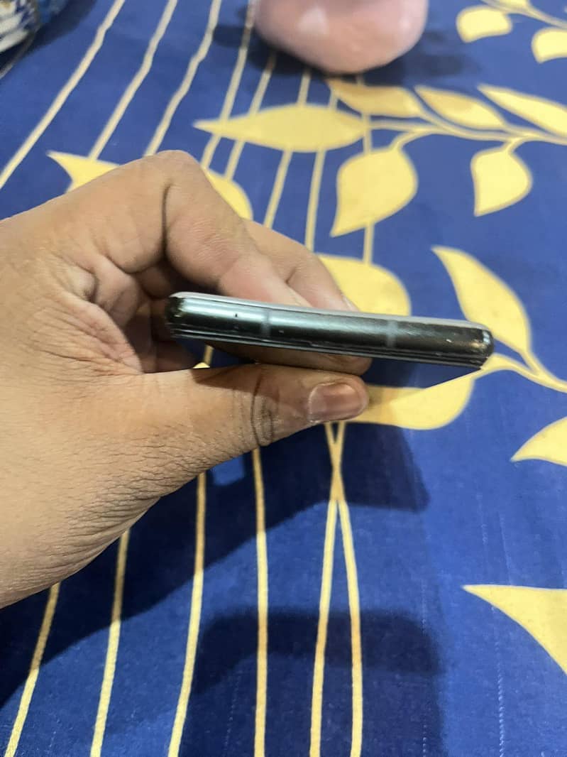 Google Pixel 6a 4