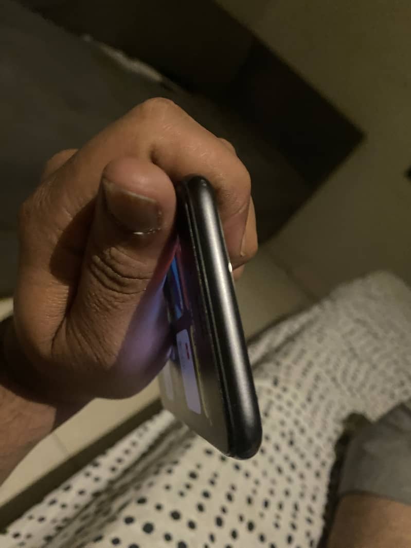 Apple iPhone 8 5