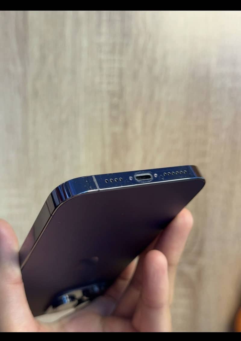 Apple iPhone 14 Pro Max 5