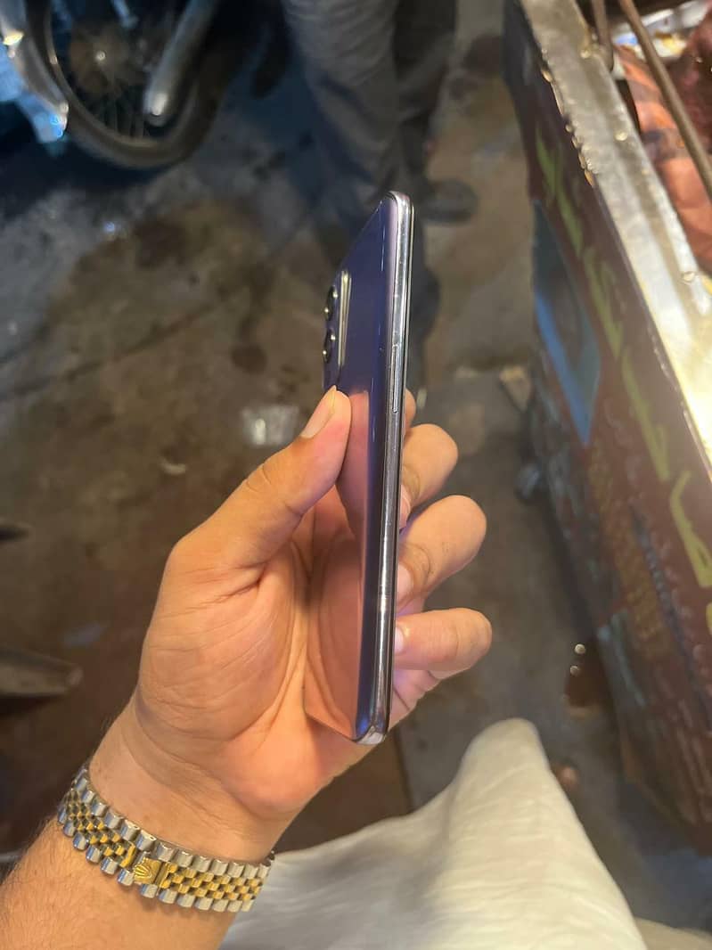 One Plus 9 4