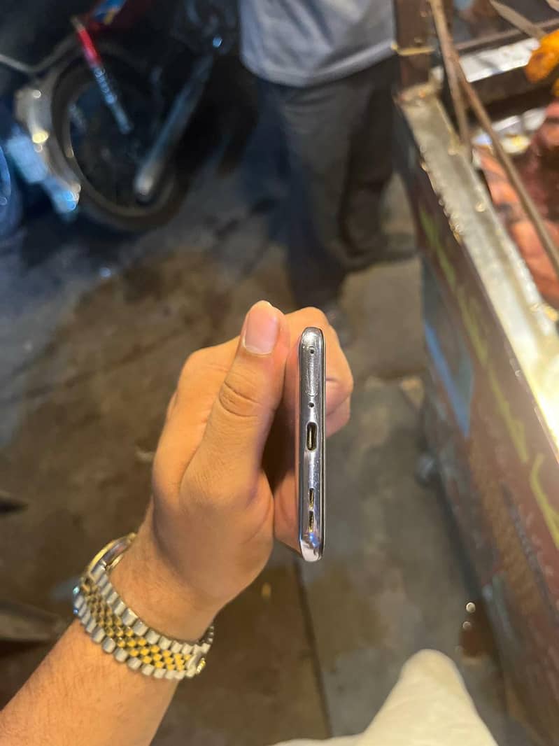 One Plus 9 6