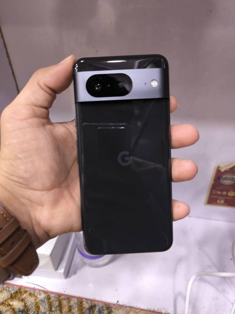 Google Pixel 8 0
