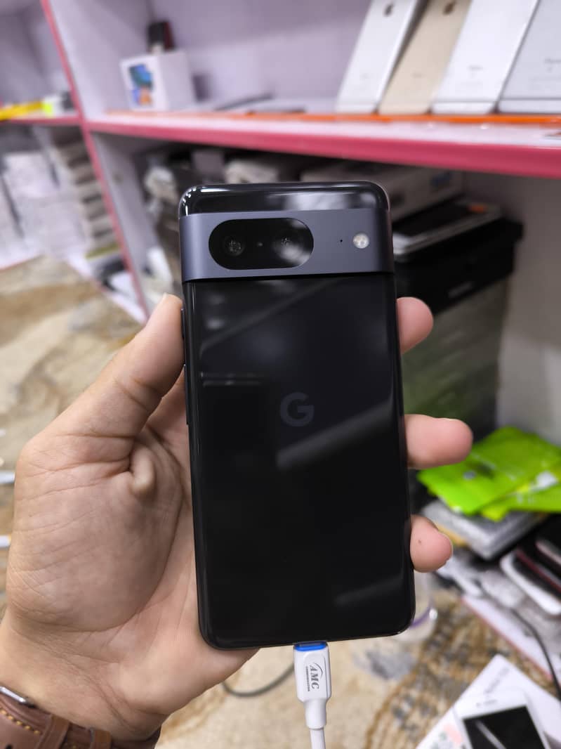 Google Pixel 8 6