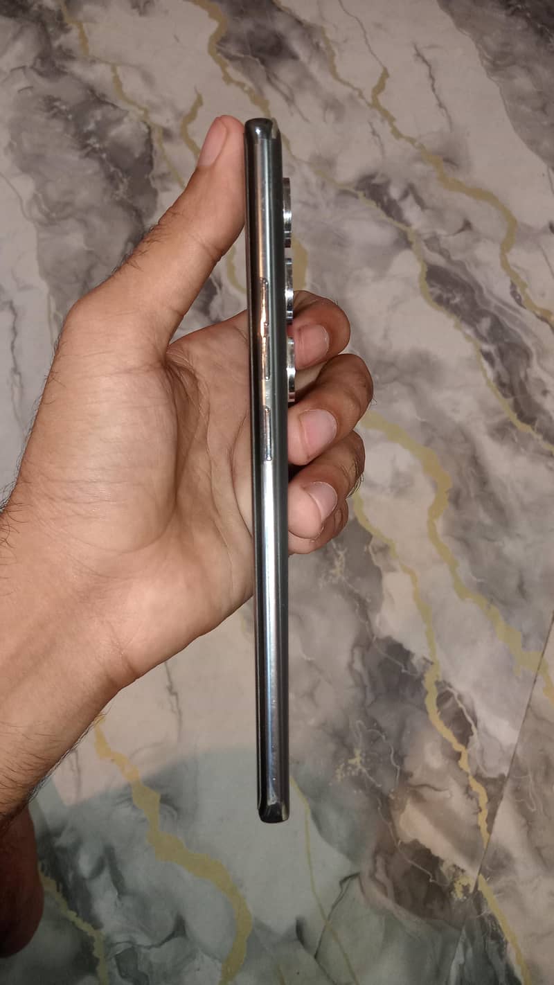 Tecno CAMON 40 Pro 3