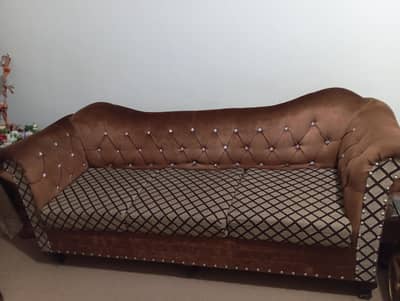 sofa set available