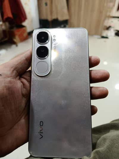 Vivo Y200