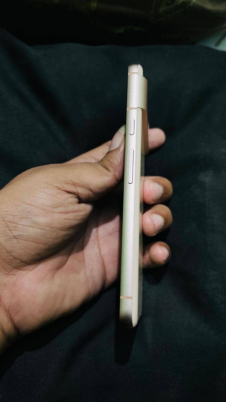 Google Pixel 8 6