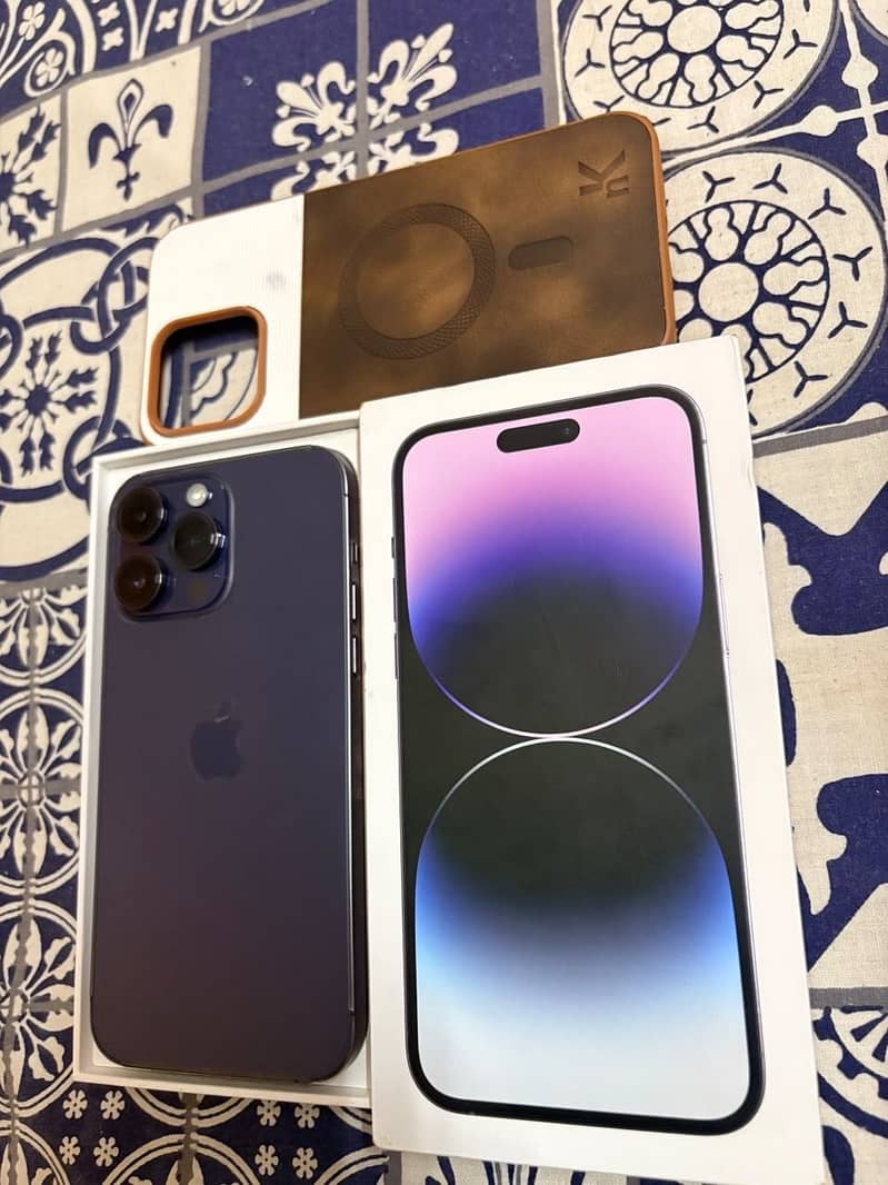 iPhone 14 Pro Max 1