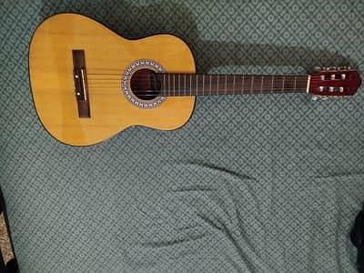 biggner guitar best quality material made irin original