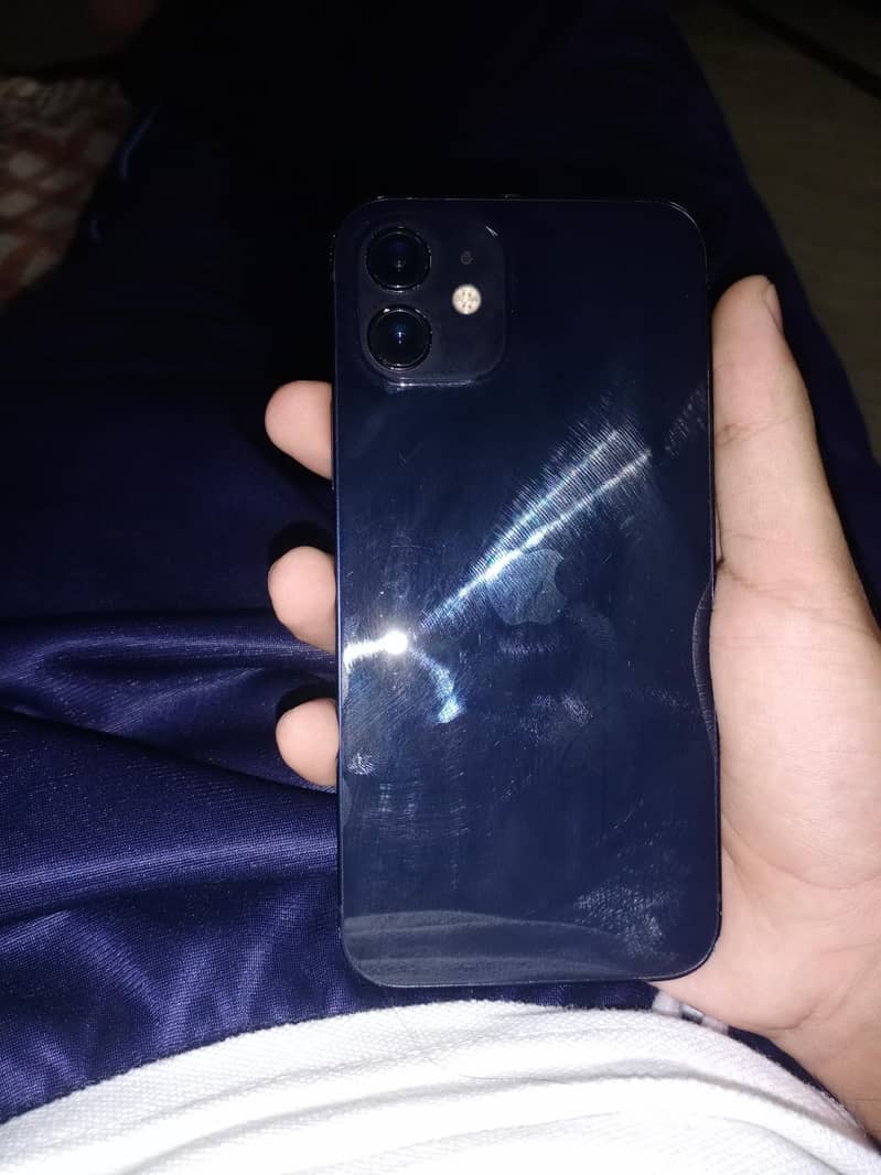 Apple iPhone 12 2