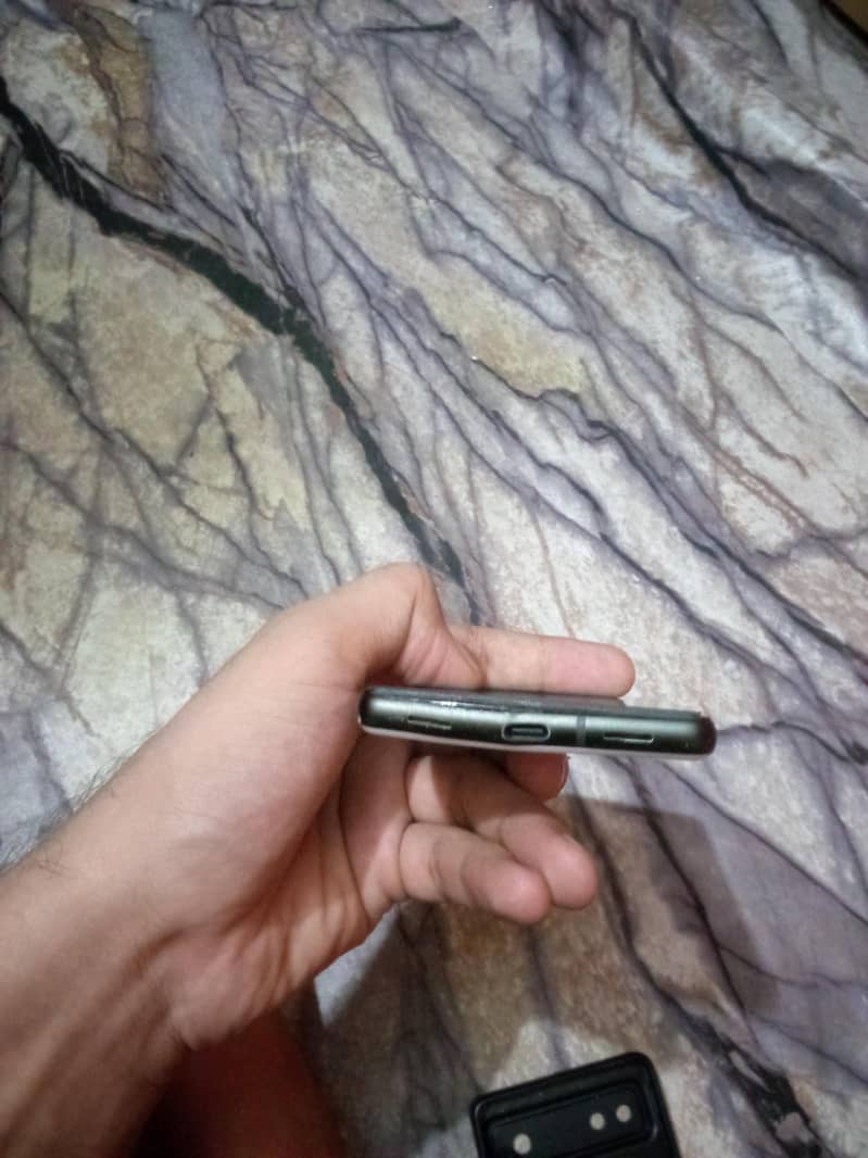 Google Pixel 6a 4
