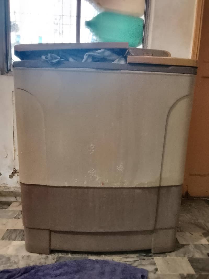 Refrigerator 5