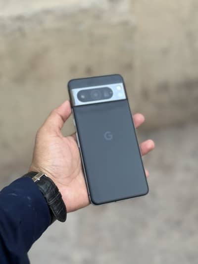 Google Pixel 8 Pro