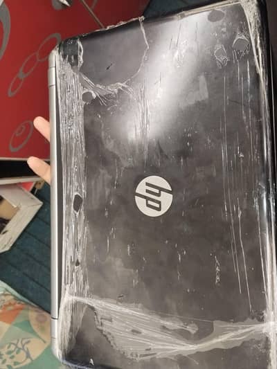HP I5 4th generation 8 gb/128 gb SSD 2Gb graphic card