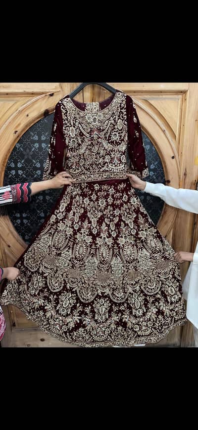 Beautiful Bridal Lehnga for Sale – Elegant & Like New