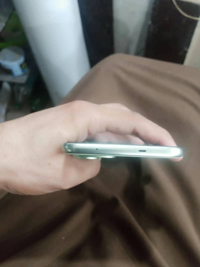 Tecno spark 40 pro plus 2